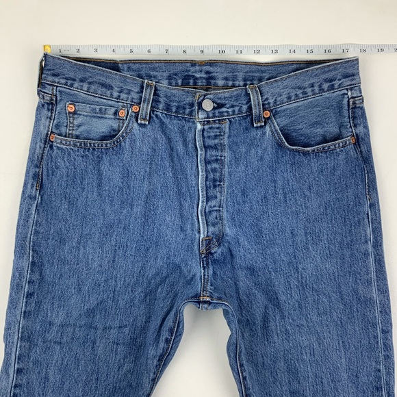 Vintage Levi’s 501 High Waist wedgie fit Jeans - Picture 3 of 9